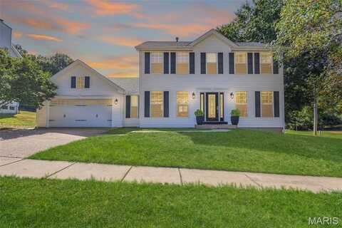 2 Salvation Ridge Court, Fenton, MO 63026