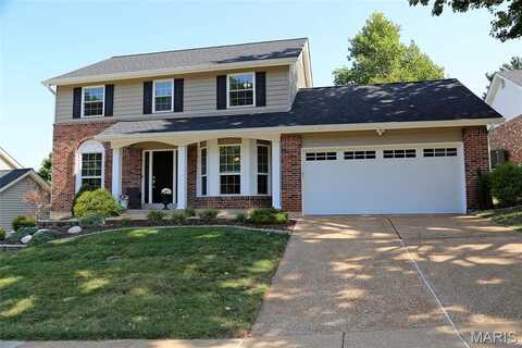 741 Strafford Ridge Drive, Ballwin, MO 63021