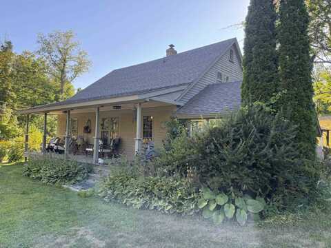 614 Redwater Brook Road, Claremont, NH 03743