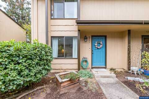 6311 Fairway Av SE, Salem, OR 97306