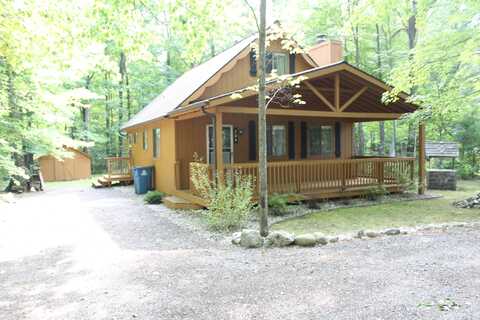 204 Redwine Street, Houghton Lake, MI 48629