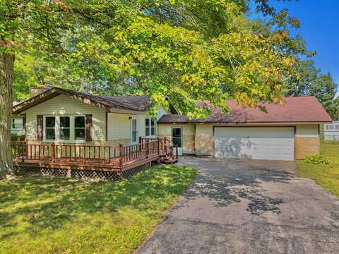 224 Welch Road, Houghton Lake, MI 48629