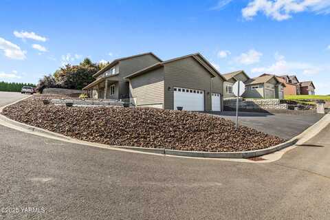 1700 W First Ave, Selah, WA 98942