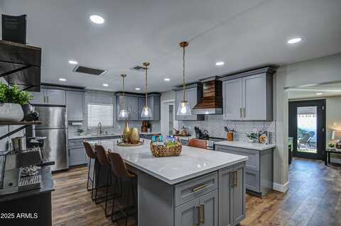 8325 E Granada Road, Scottsdale, AZ 85257