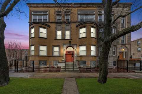 4734 S. Saint Lawrence Avenue, Chicago, IL 60615