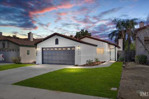 9415 Salinger Street, Bakersfield, CA 93311