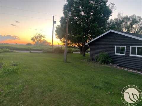 2571 S 26th Road, Ballantine, MT 59006