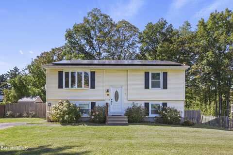 11 Marco Dr, Pittsfield, MA 01201