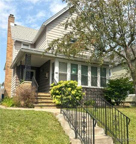 266 Chestnut Street, Lockport City, NY 14094