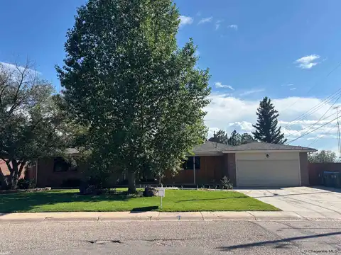 1005 MELTON ST, Cheyenne, WY 82009