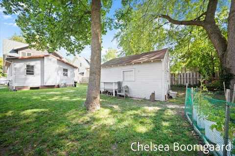22 ELMWOOD STREET NE, GRAND RAPIDS, MI 49505