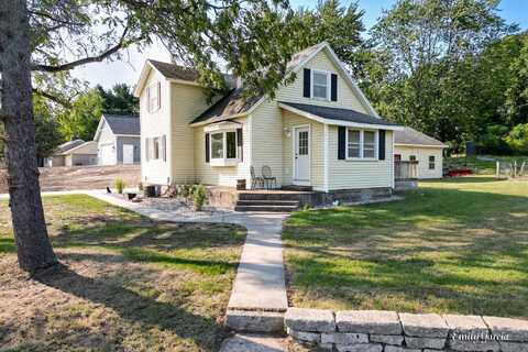 1393 W LAKEWOOD BOULEVARD, HOLLAND, MI 49424