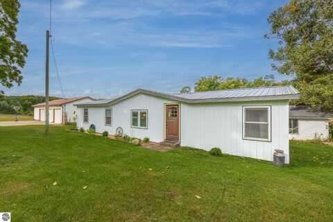 3667 N LAKOLA ROAD, LEROY, MI 49655