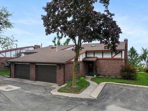 1200 CHARLEVOIX AVE 3, PETOSKEY, MI 49770