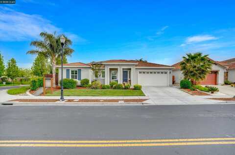741 Jennifer St, Brentwood, CA 94513