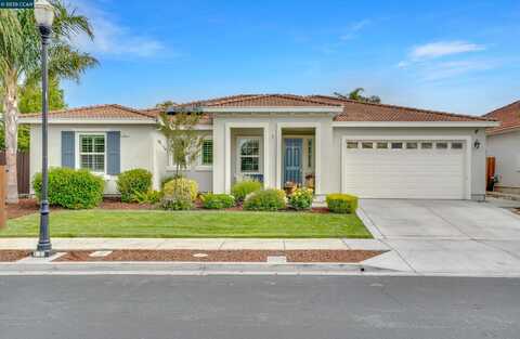 741 Jennifer St, Brentwood, CA 94513