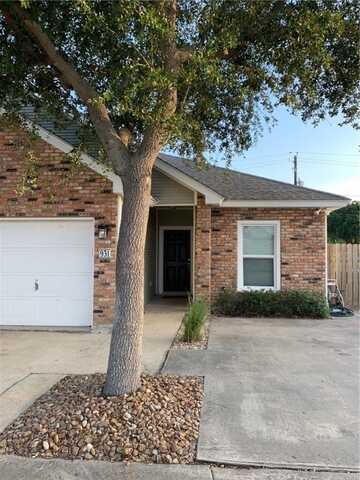 931 Moore Avenue, Portland, TX 78374