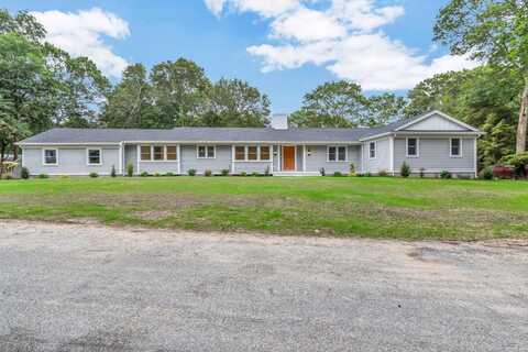 40 Sachem Drive, Centerville, MA 02632