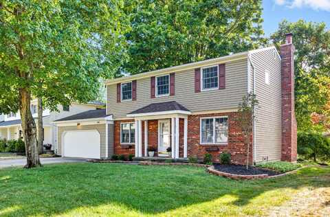 6813 Hayhurst Street, Worthington, OH 43085