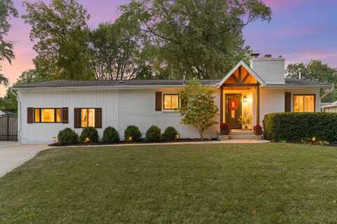 2390 Zollinger Road, Upper Arlington, OH 43221