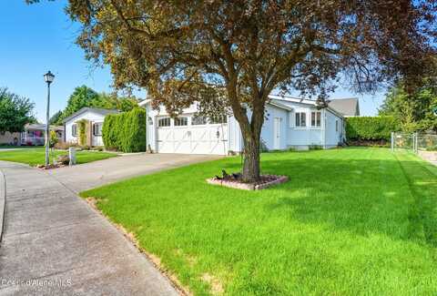 1215 W BOUNTY LOOP, Hayden, ID 83835