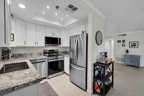 2700 Lawrence Crossley Road, Palm Springs, CA 92264