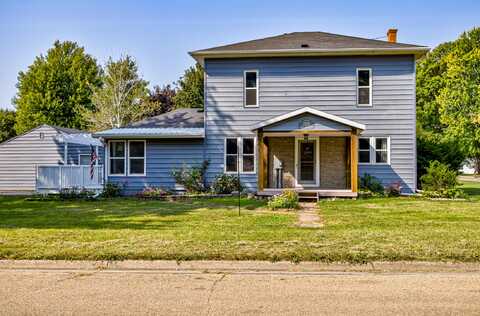 208 3rd Avenue, State Center, IA 50247