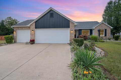 8702 Windsong Court, Franklin, OH 45005