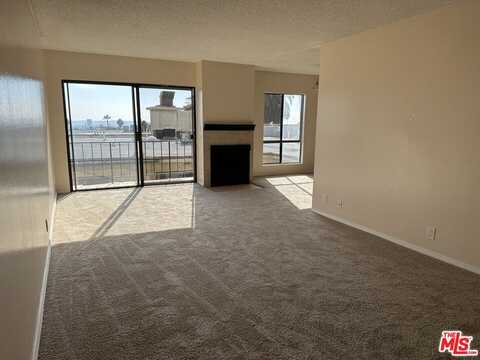7300 Franklin Ave, Los Angeles, CA 90046