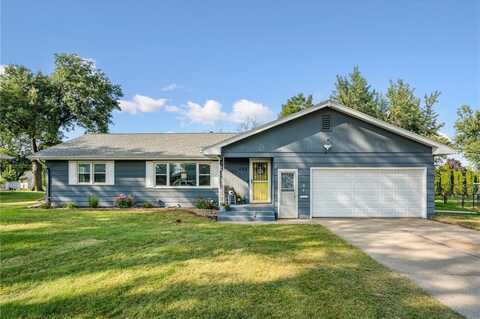 722 Suburban Street NE, Cedar Rapids, IA 52402