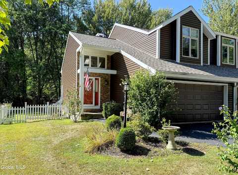 3 Brigantine Drive, Halfmoon, NY 12188