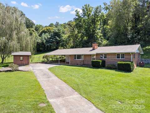 88 Friendship Circle, Waynesville, NC 28786