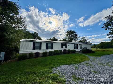6 Davidson Road, Swannanoa, NC 28778