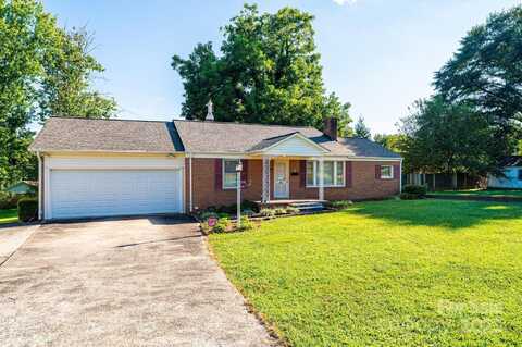 1837 5th Avenue SW, Hickory, NC 28602