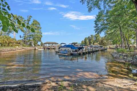 19002 Lakehouse Pointe Drive, Cornelius, NC 28031