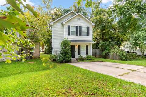 5541 Peachwood Drive, Charlotte, NC 28216