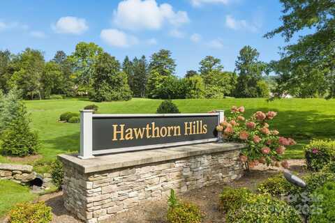 2 Riding Gate Road, Hendersonville, NC 28791