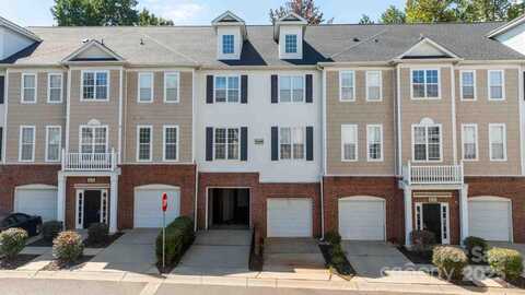 6844 Park Place Drive, Charlotte, NC 28262
