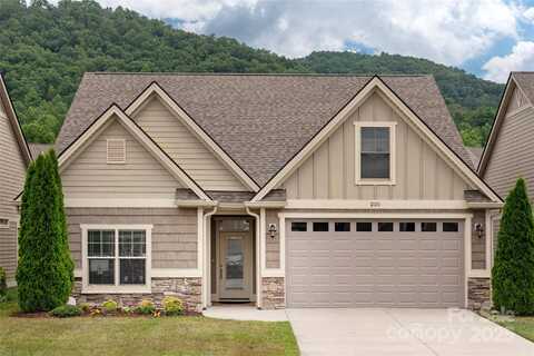 205 Windstone Drive, Fletcher, NC 28732