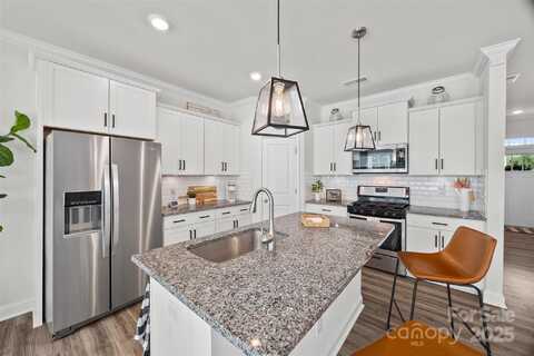 663 Cypress Glen Lane, Lake Wylie, SC 29710