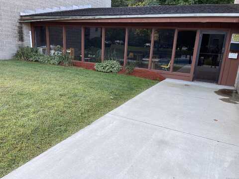 28 Prospect Street, Manchester, CT 06040