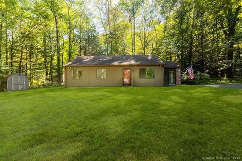 66 Narragansett Trail, Newtown, CT 06482