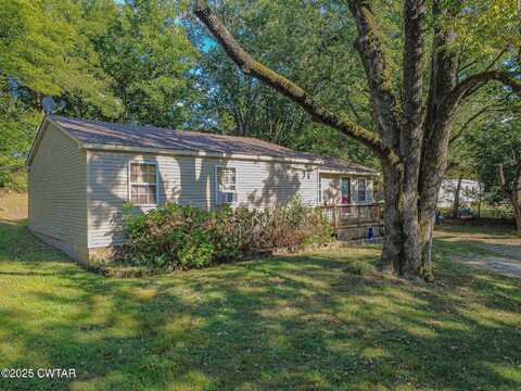 60 Moore Avenue, Friendship, TN 38034