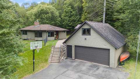 2151 Dunedin Ave, Duluth, MN 55803