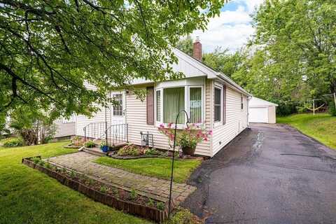 2547 Hagberg St, Duluth, MN 55811