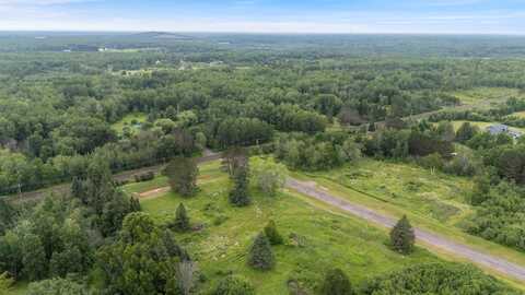 xxx Maple Grove Rd, Hermantown, MN 55810