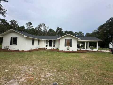 1428 Cross Rd, Douglas, GA 31533