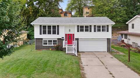 1527 Meadowlane Avenue, Ames, IA 50010