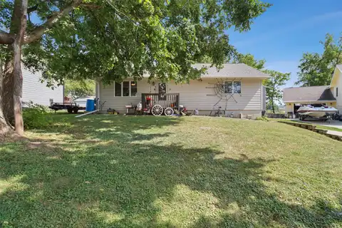 214 Walnut Drive, Martensdale, IA 50160