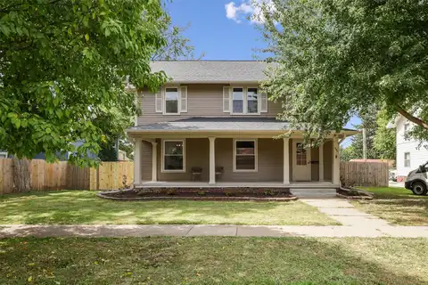 303 N B Street, Indianola, IA 50125